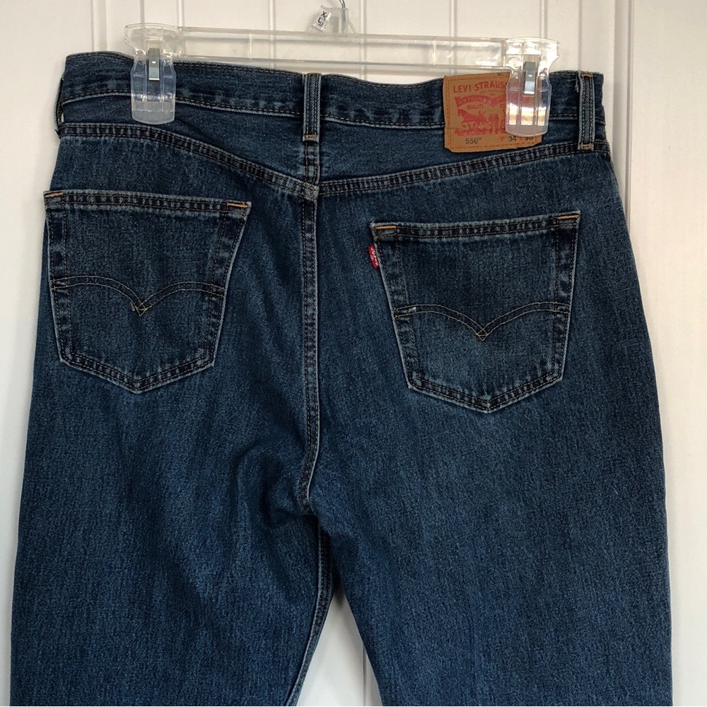 Levi’s 550 Relaxed Fit 34x30 Men’s Jeans 100% Cotton in Preloved Condition!
